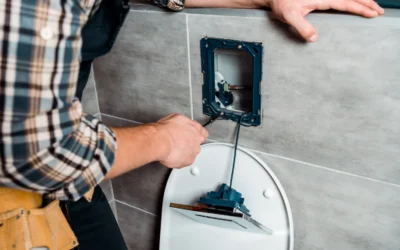 Spłuczka WC ciągle leje wodę – przyczyny, skutki i jak wygląda naprawa w praktyce